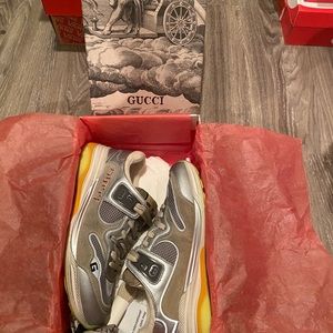 Gucci Ultrapace Sneaker Women’s 8.5